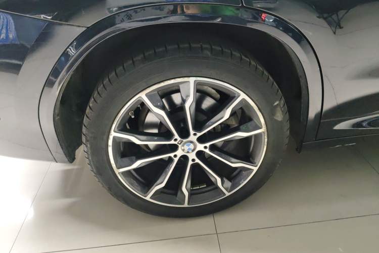 Used BMW X3 2022 Second Facelift xDrive30i Leading Edition M Night Sky Package
