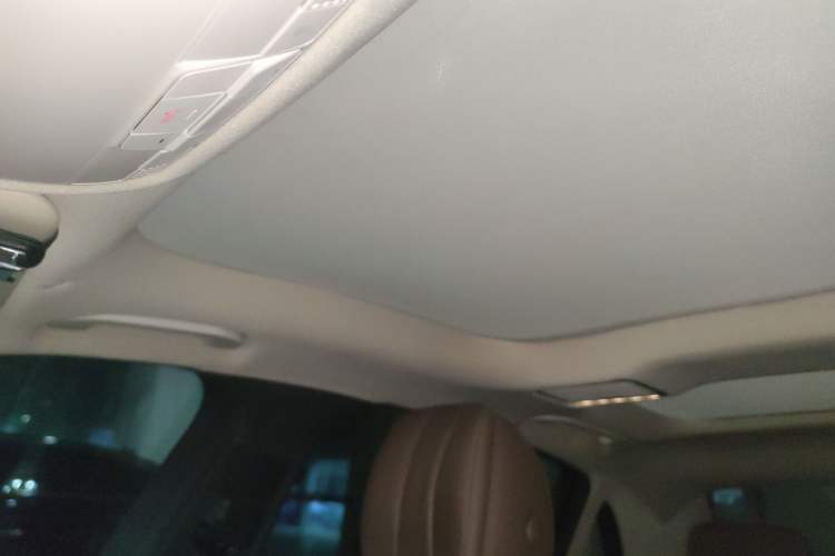 Used Mercedes-Benz E-Class 2020 E 300 L Sporty and Stylish Model
