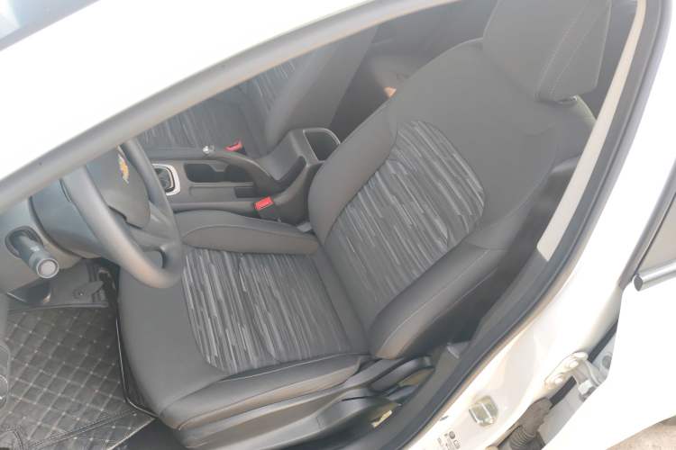 Used Chevrolet Cavalier 2019 320 Automatic Enjoyment with Sunroof