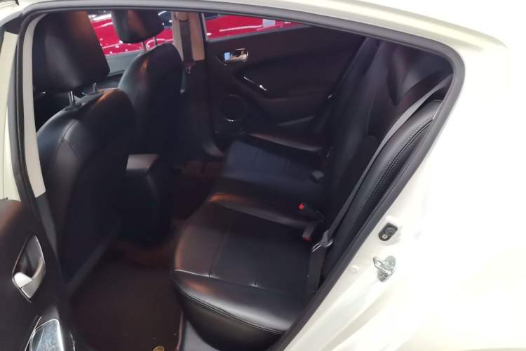 Used Kia K3 2016 1.6L Manual GL
