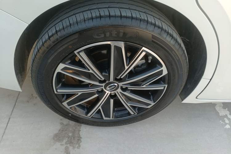 Used GAC Trumpchi Trumpchi E8 2024 Honor Series 2.0L Honor Edition