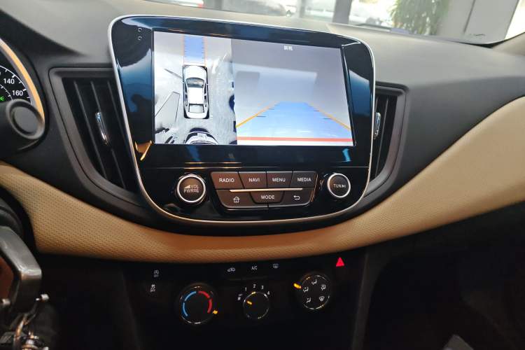 Used Chevrolet Monza 2020 320 Automatic Enjoyment Edition