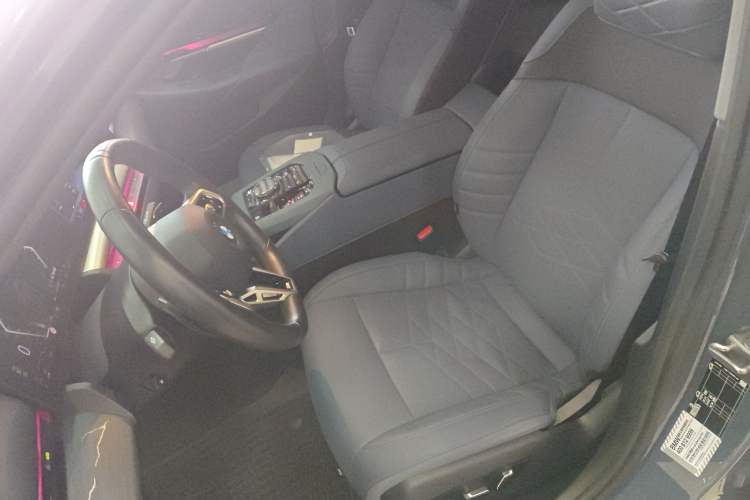 Used BMW 5 Series 2024 530Li Luxury Edition M Sport Package