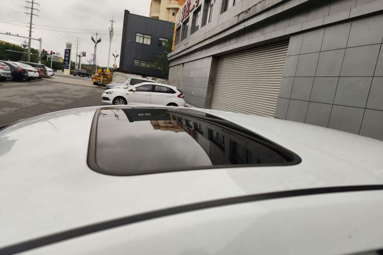 Used Geely Auto Emgrand 2016 Sedan 1.5L Manual Upward Edition
