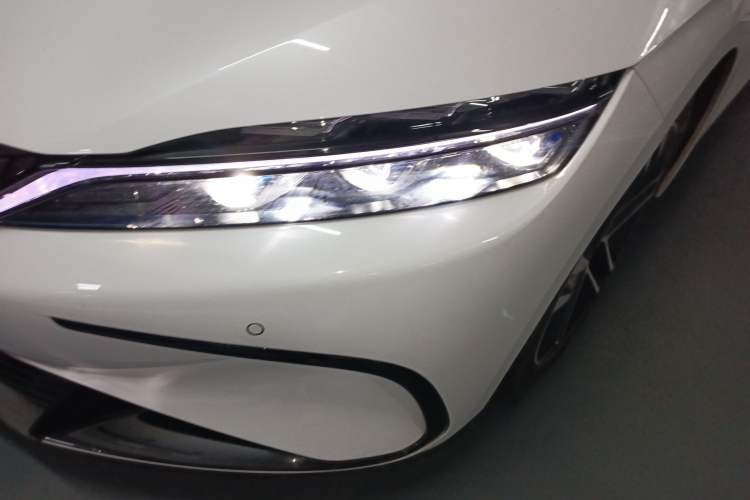 Used BYD Han 2023 EV Champion Edition 605KM Front-Drive Premium Model
