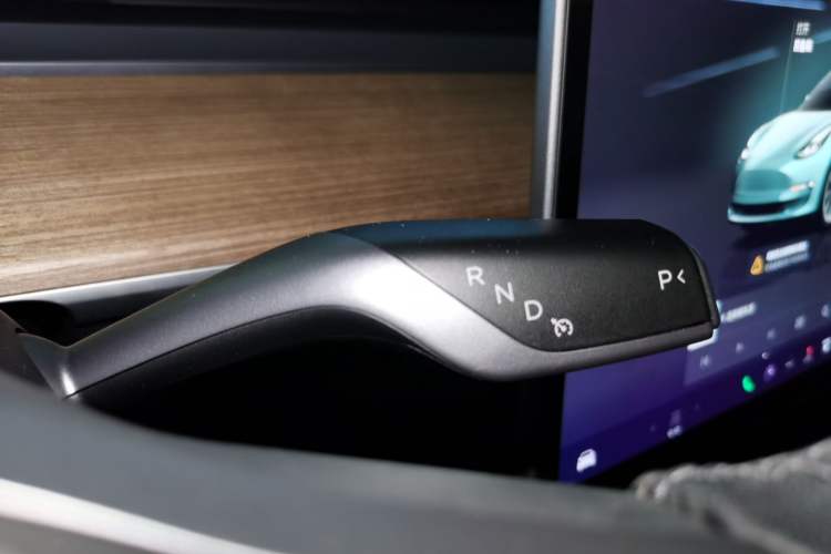 Used Tesla Model 3 2022 Rear-Wheel-Drive Version
