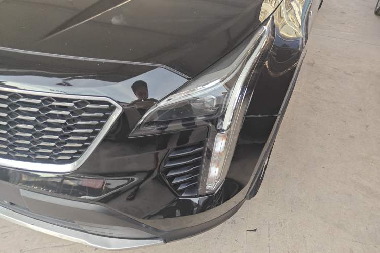 Used Cadillac XT4 2018 28T Two-Wheel Drive Tech Version
