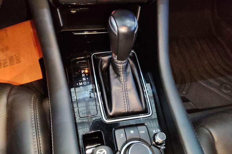 Used Mazda Atenza 2020 2.0L Blue Sky Luxury Edition