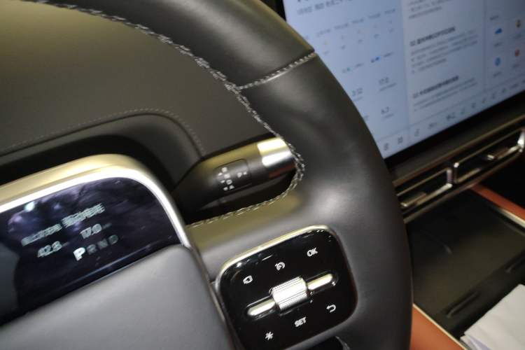 Used Li Auto L8 2023 Max model
