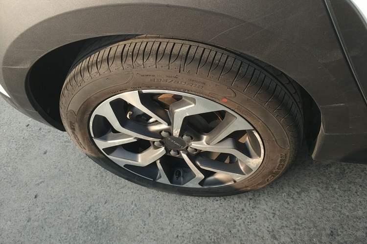 Used Lynk & Co 02 2018 1.5T DCT Two-Wheel Drive Sporty Version China V Standard
