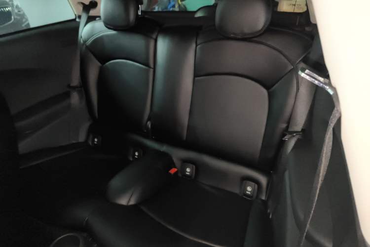 Used  MINI 2014 1.2T ONE+
