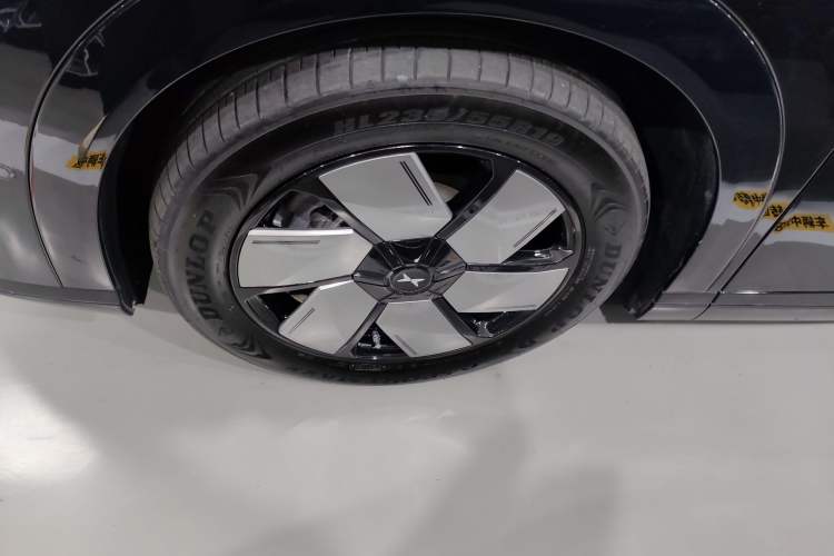 Used XPeng X9 2024 610 Long-Range Pro
