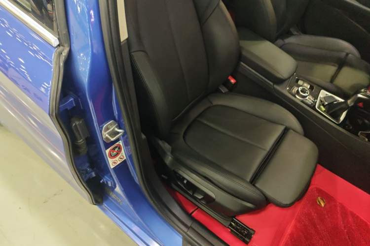 Used BMW 1 Series 2017 118i Design Package Model