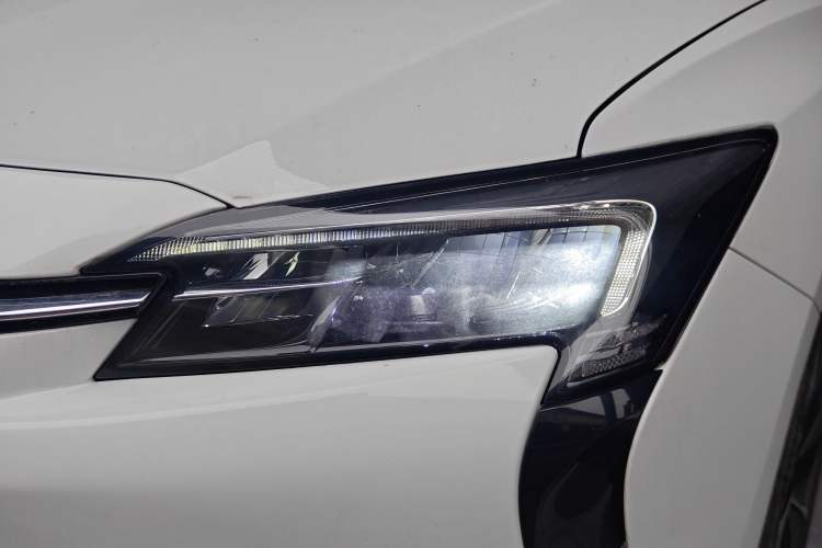 Used Buick Velite 6 2023 430km Range Commuter Version
