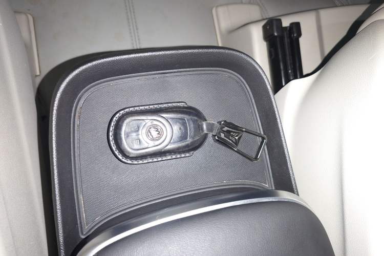 Used Buick GL8 2022 ES Landtrek 653T Comfort Edition
