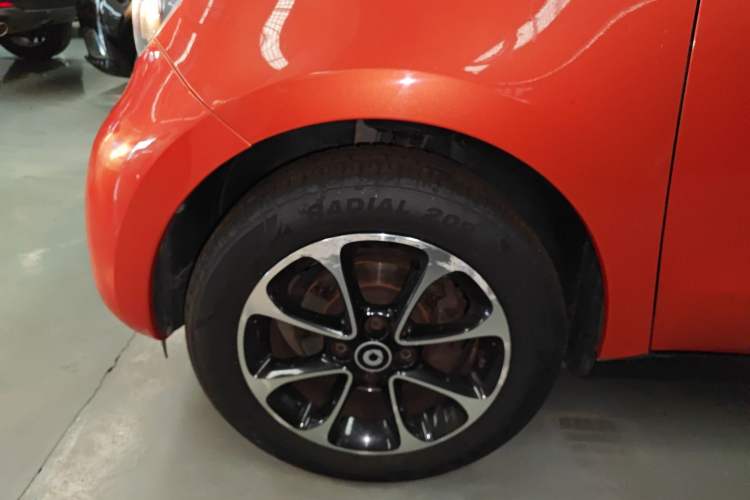 Used  forfour 2016 1.0L 52 kW Passion Edition
