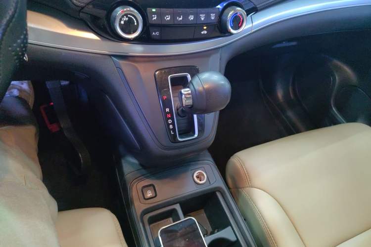 Used Honda CR-V 2016 2.0L two-wheel drive Urban Edition