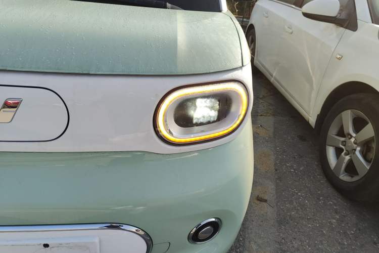 Used Wuling Hongguang MINIEV 2024 3rd Generation 120 km
