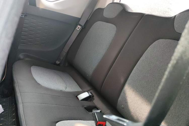 Used Wuling Hongguang MINIEV 2022 Macaron Premium Model – Lithium Iron Phosphate
