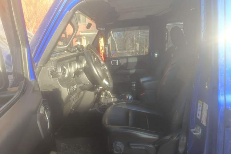 Used  Wrangler 2018 2.0T Sahara Four-Door Edition