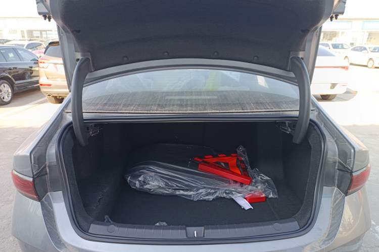 Used BYD Qin PLUS 2025 DM-i Smart Drive 55KM Leading Model
