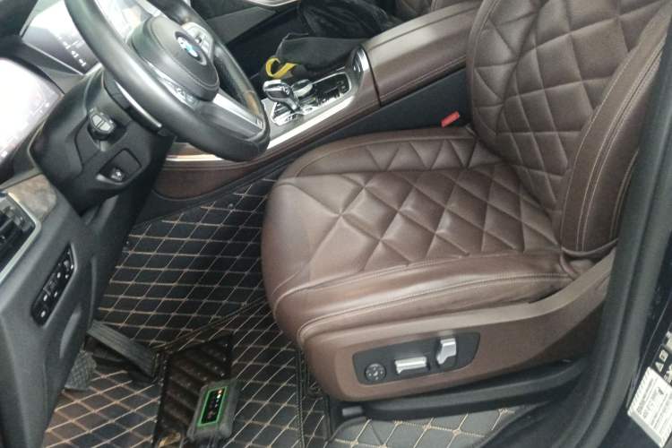 Used BMW X5 2022 Restyled xDrive 30Li Luxury Version M Sport Package