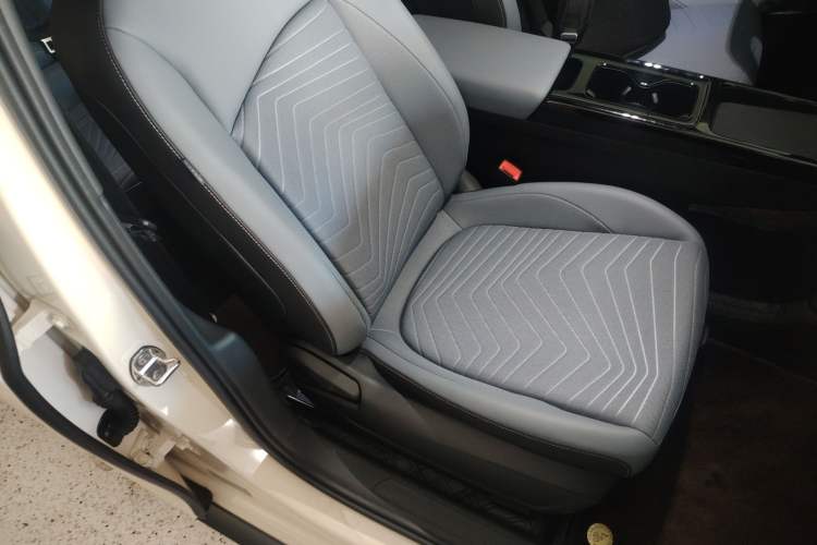 Used Volkswagen ID.3 2025 Smart Version Pure & Intelligent Enjoyment Edition