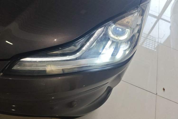 Used NETA V 2021 Long-Range Entertainment Edition Upgrade Model
