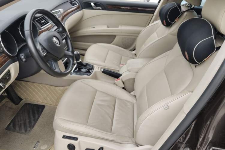 Used Skoda Superb 2013 1.8TSI Automatic Yashi Edition
