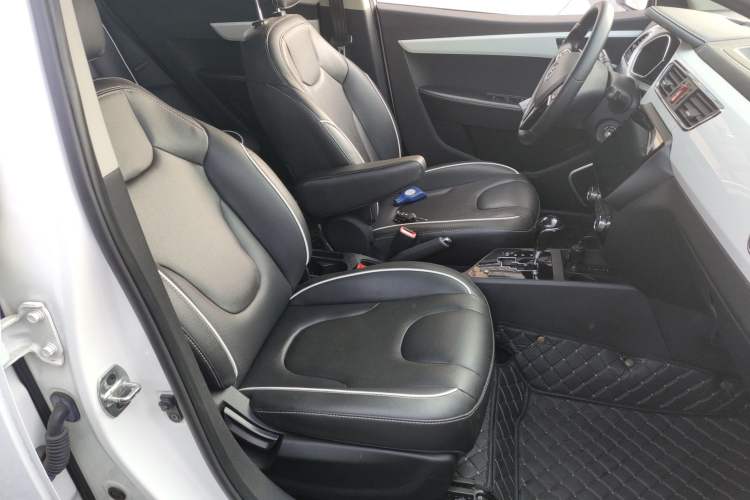 Used  Refine S2 2015 1.5L CVT Luxury Edition