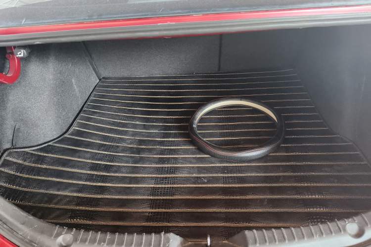 Used Mazda Mazda 3 Axela 2019 Cloud-Controlled Sedan 1.5L Automatic Luxury Model China VI Standard
