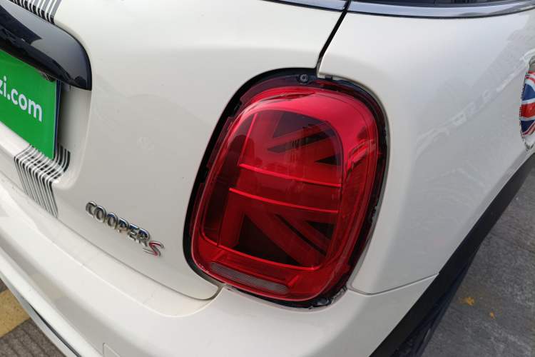 Used  MINI 2015 2.0T COOPER S Five-Door Edition