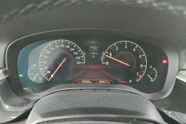 Used BMW 5 Series 2019 Facelifted 530Li Leading Edition Luxury Package
