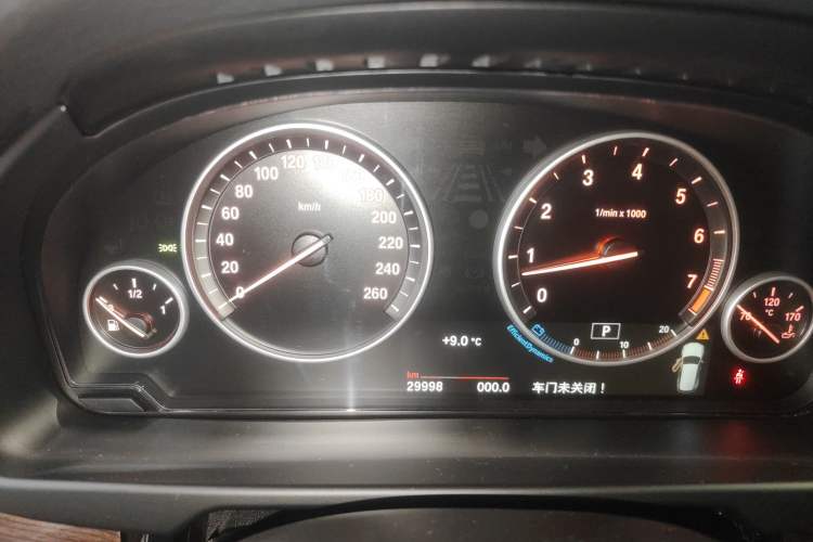 Used BMW X5 2018 xDrive35i Standard Model Small Screen Fabric Middle East
