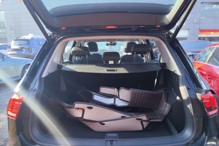 Used Volkswagen Tiguan L 2021 330TSI Automatic Two-Wheel Drive R-Line Enhanced Edition