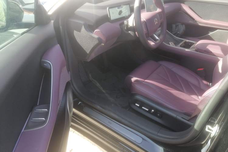 Used Nio ET5T 2025 75 kWh Touring