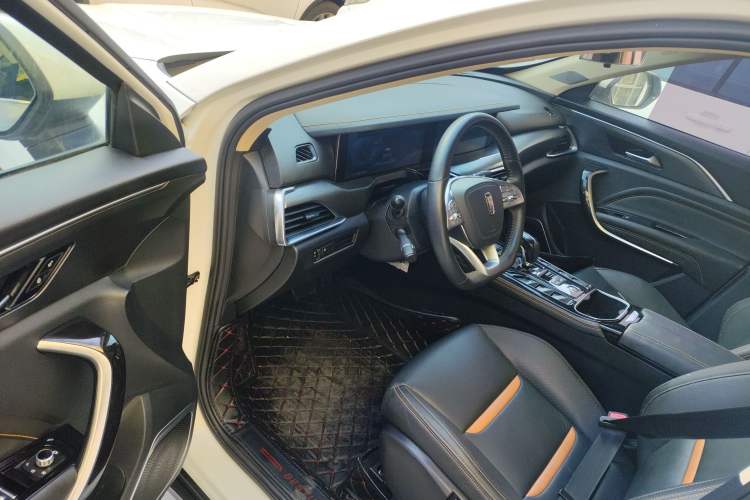 Used Bestune T77 2019 230 TID Automatic Prestige Version China V Emission Standard
