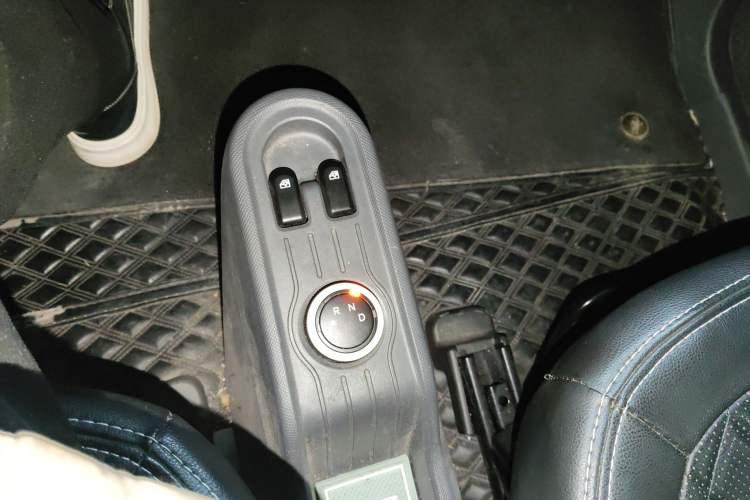 Used Wuling Hongguang MINIEV 2021 Macaron Premium Model – Lithium Iron Phosphate
