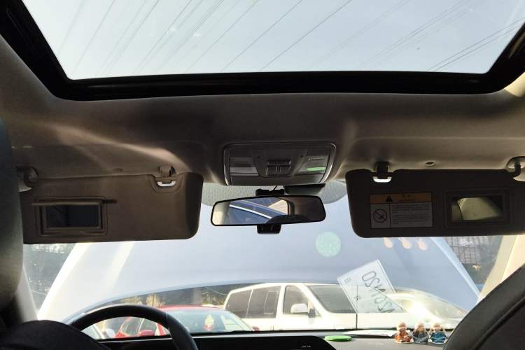 Used Changan Eado 2020 PLUS Blue Whale NE 1.4T GDI DCT Prestige Model
