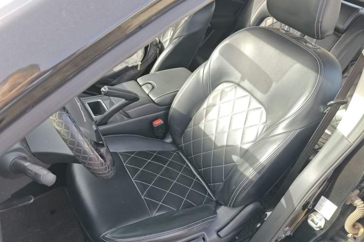 Used Venucia T90 2017 2.0L Manual ChenShang Edition
