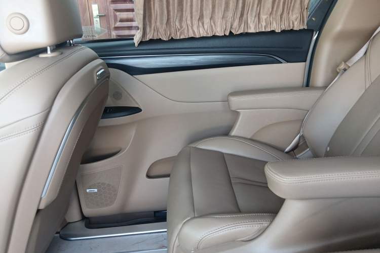 Used Buick GL8 2021 ES Land Cruiser 653T Smart Flagship Model
