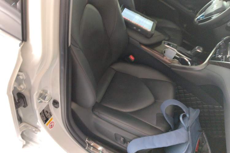 Used Toyota Camry 2018 2.0G Luxury Edition