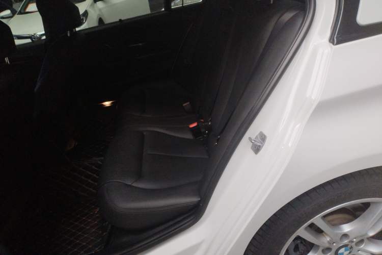 Used BMW 3 Series 2018 320Li Leading Model M Sport Package
