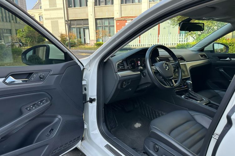 Used Volkswagen Lamando 2021 280TSI DSG Comfort Edition