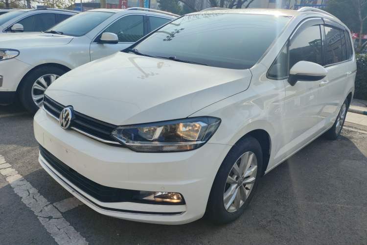 Used Volkswagen Touran 2018 Volkswagen Touran L 280TSI DSG Comfort Edition 7 Seats China VI Standard