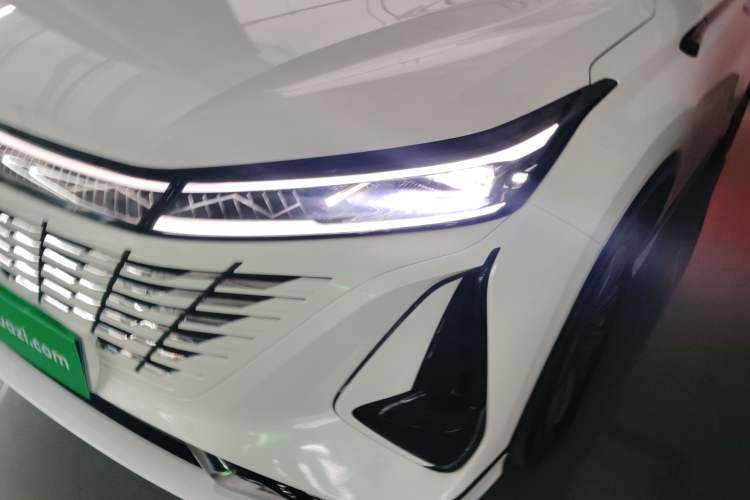 Used Changan CS75 PLUS 2023 3rd Generation 1.5T Automatic Prestige Model
