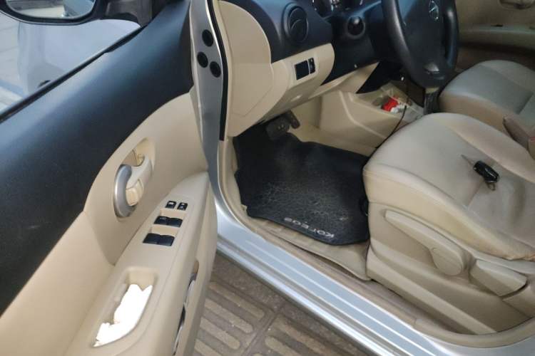 Used Nissan Livina 2015 1.6XE CVT Comfort Edition
