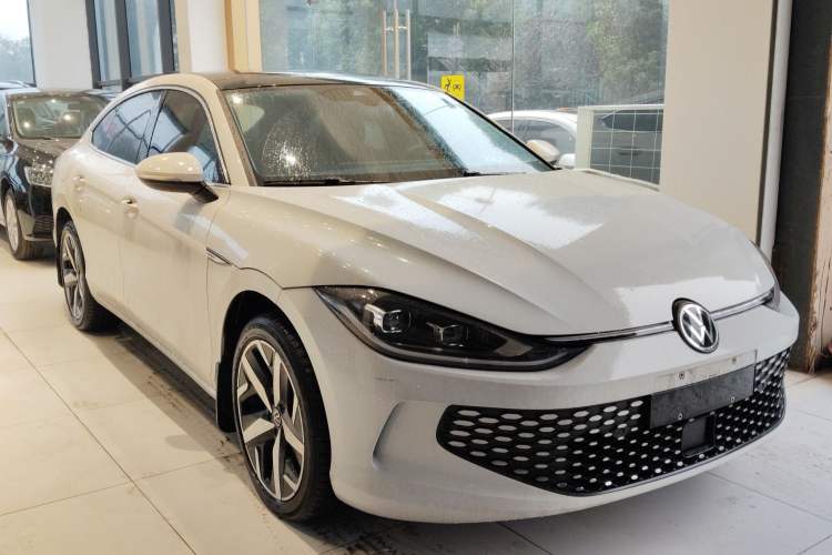 Used Volkswagen Lamando 2024 Lavida L 280TSI DSG Cool & Spicy Edition