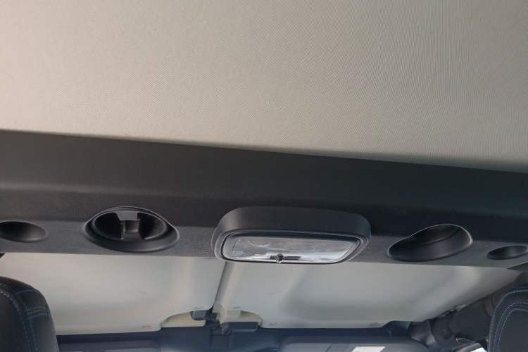 Used Beijing Auto BJ40 2020 2.0T Automatic Four-Wheel Drive Urban Hunter Edition Chivalrous Type
