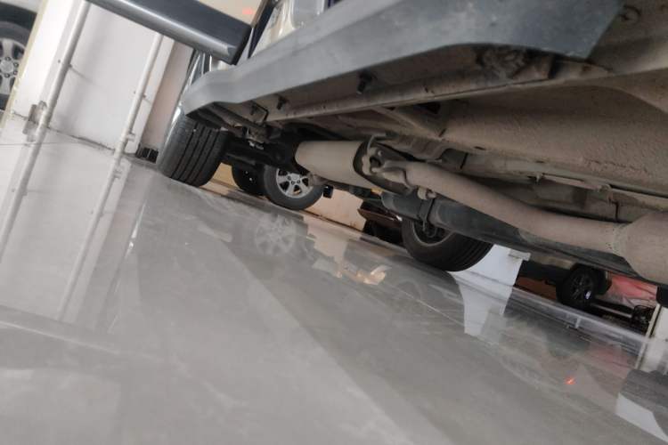 Used Geely Auto Emgrand X7 Sport 2016 2.0L Manual Smart Connect Version
